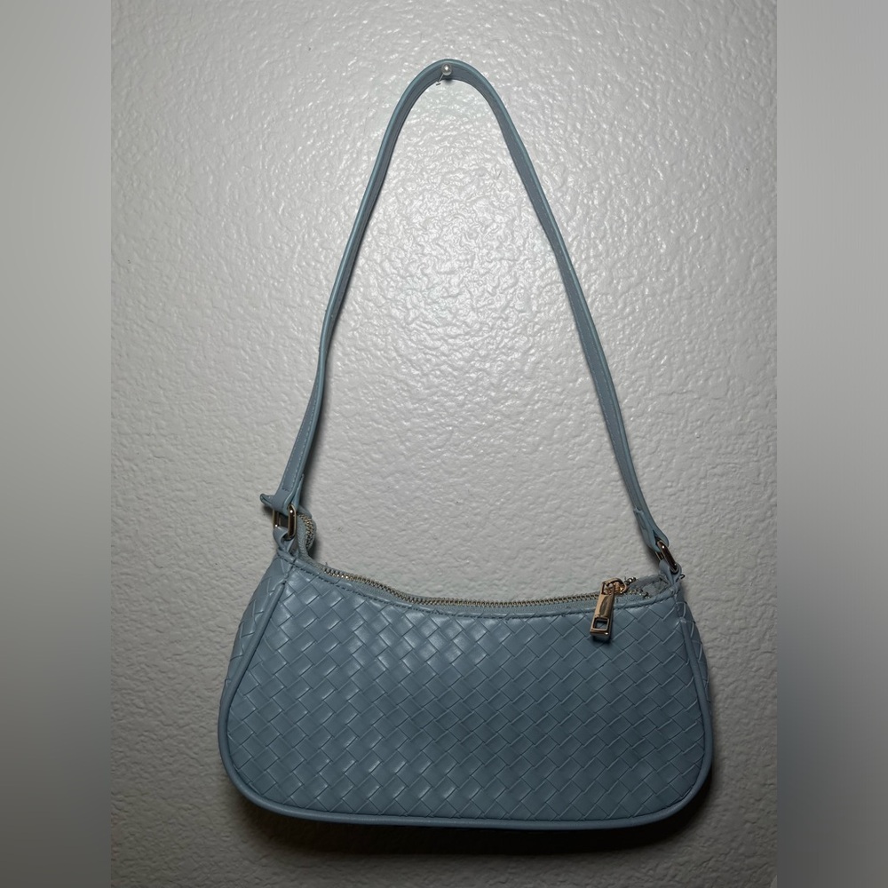Crossi Light Blue Shoulder Bag